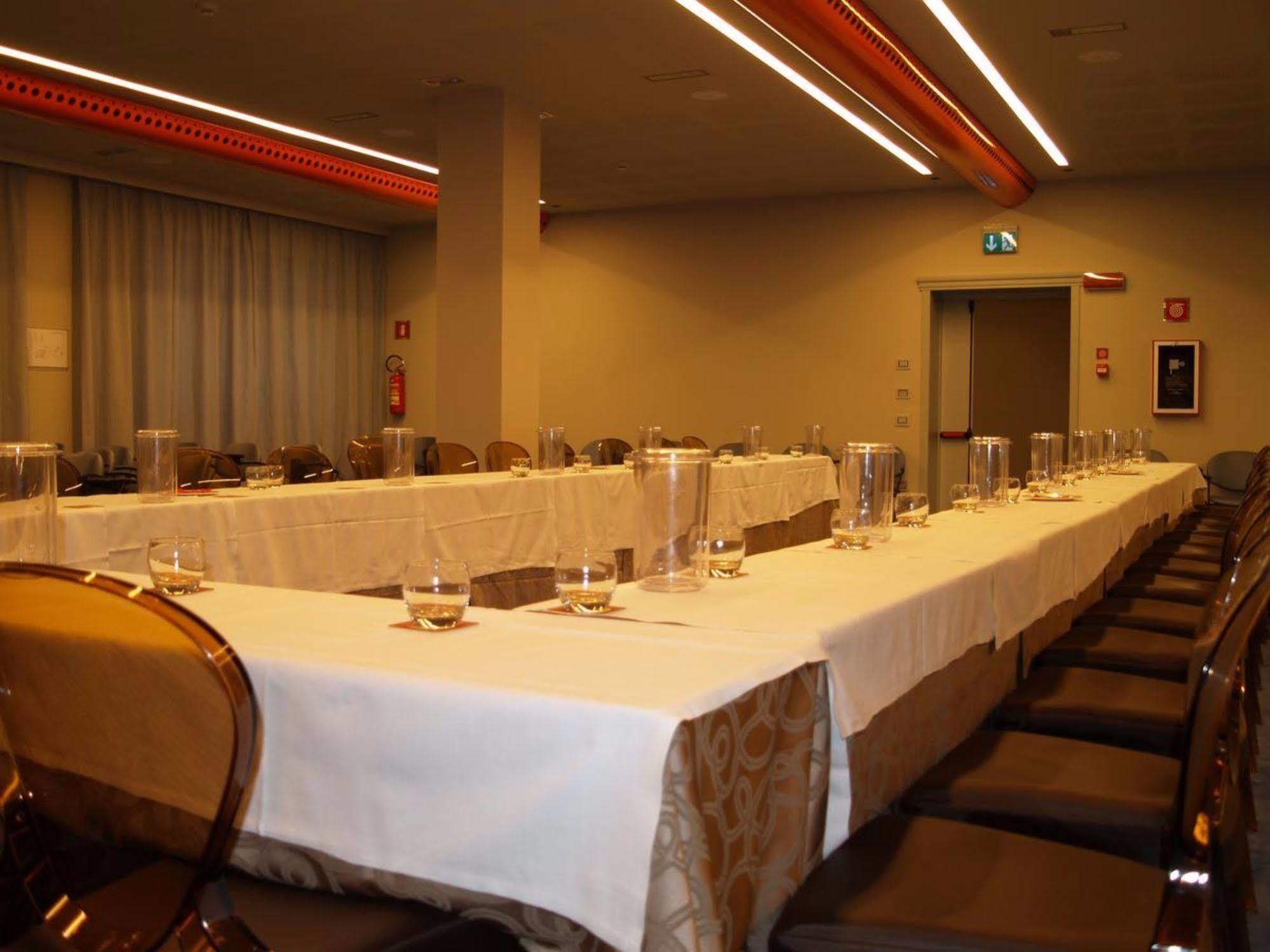 Grand Hotel Forli Ngoại thất bức ảnh